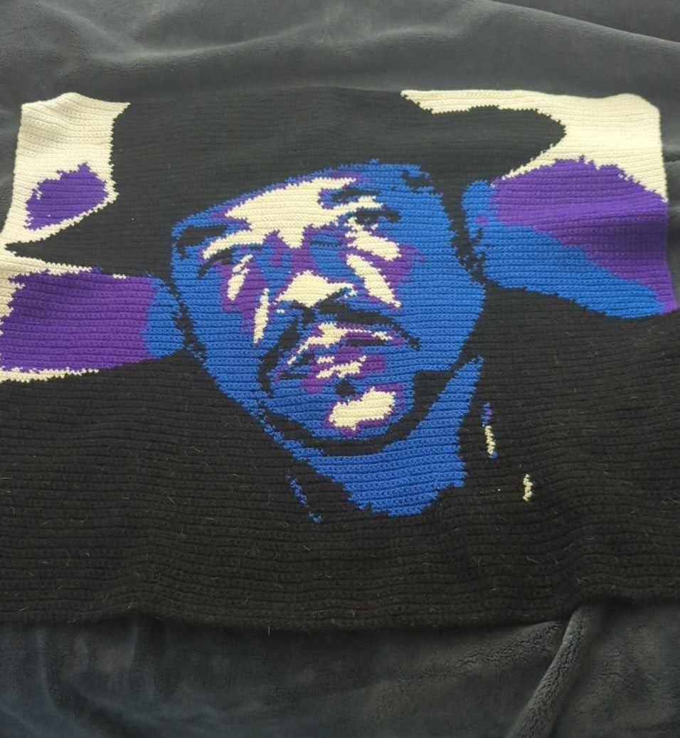 Celebrate the iconic Ice T with this detailed SC Crochet Blanket Pattern!
Perfect for fans of the legendary rapper and actor, this Single Crochet Pattern captures his unmistakable look with clean lines and bold contrasts. Designed for intermediate crocheters, the pattern is easy to follow and allows you to create a stunning tribute to Ice T, whether as a wall hanging, throw, or unique gift.
Click to learn more!