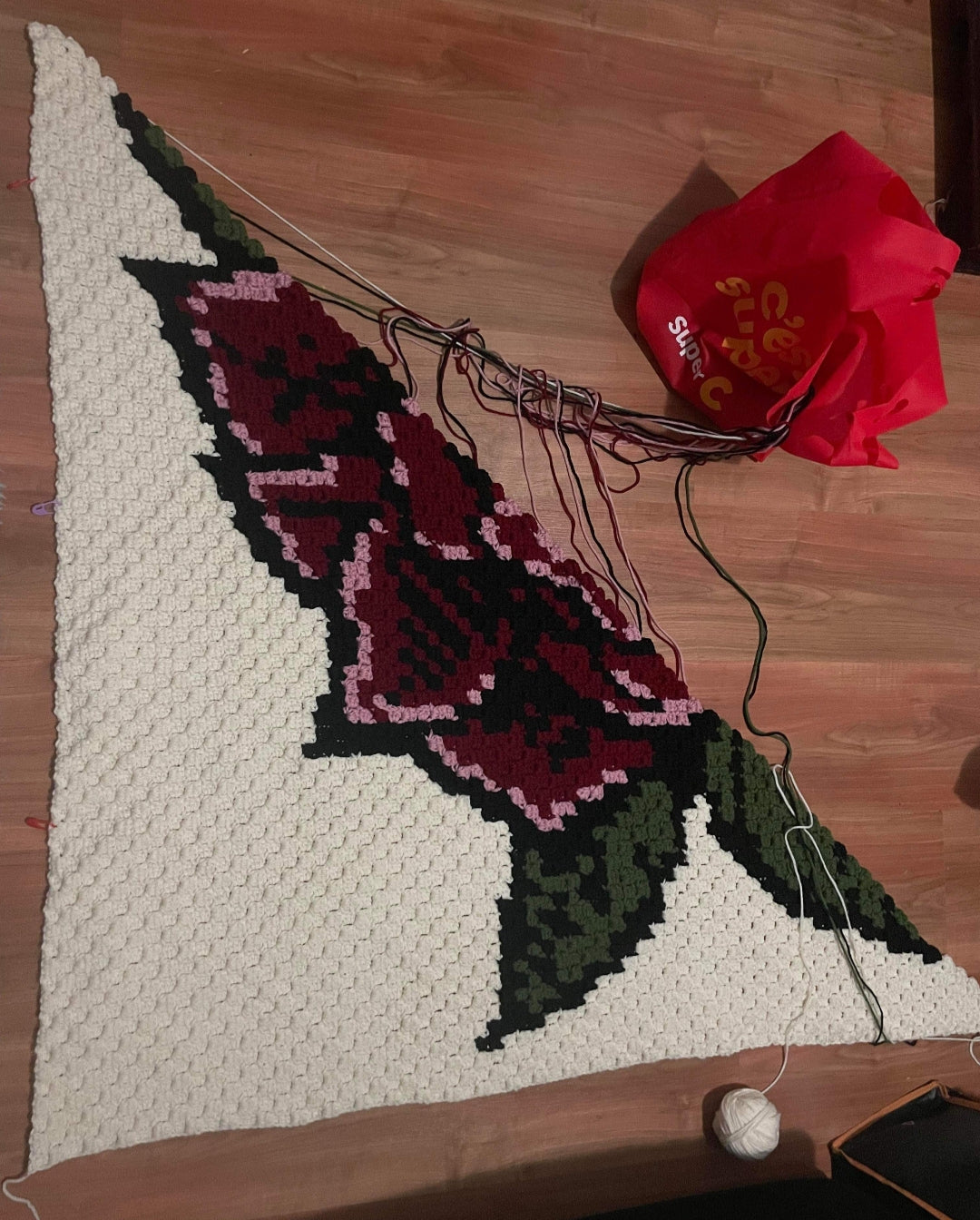 C2C Crochet Skull with Rose Pattern - C2C Halloween Crochet Blanket Pattern