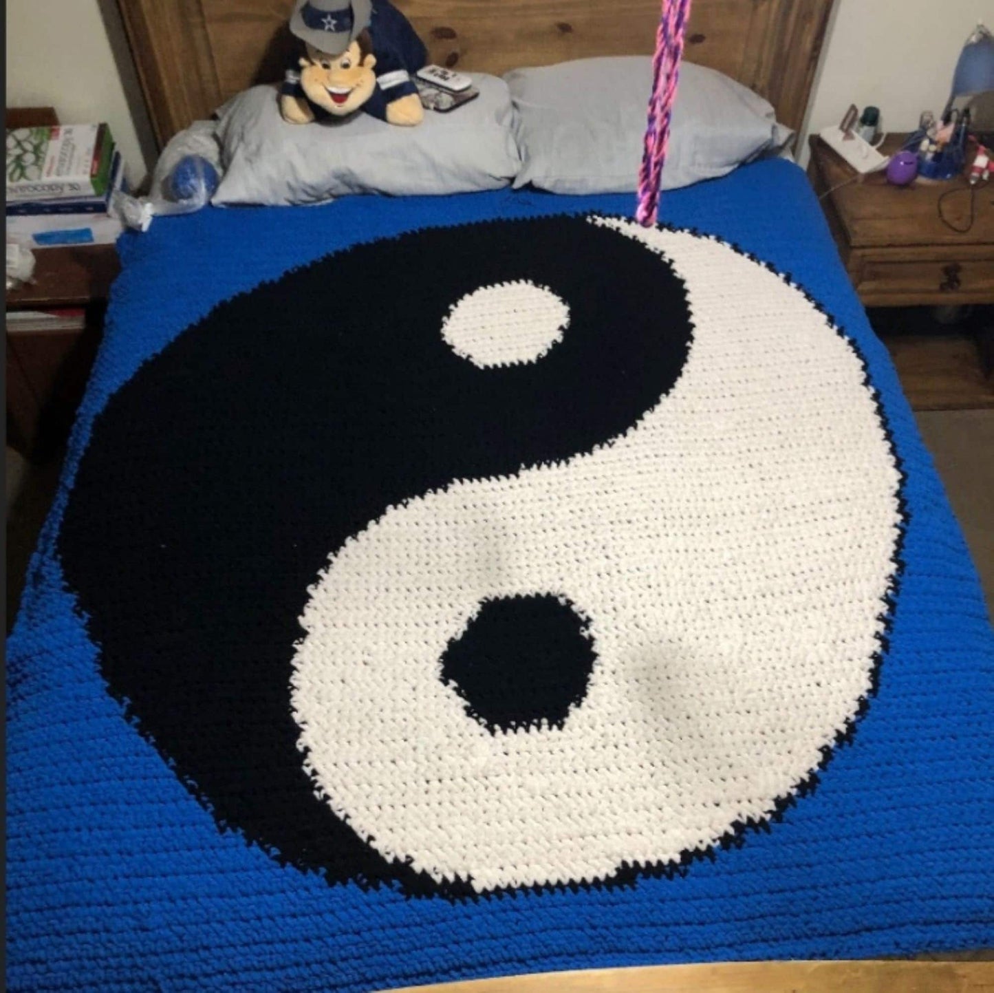 Crochet Yin Yang - Crochet Yoga - Tapestry Crochet Blanket Pattern